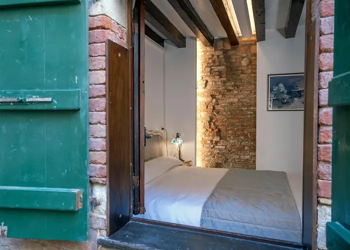 Bragozzo Ai Miracoli * Venise