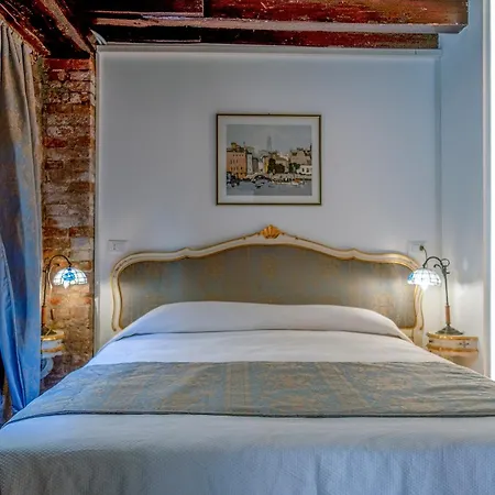 Bragozzo Ai Miracoli ונציה